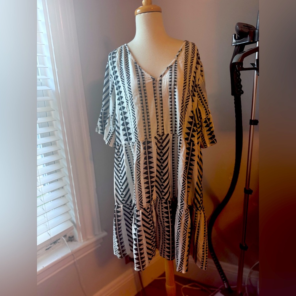 Velvet by Graham & Spencer Black and White Patterned Dress